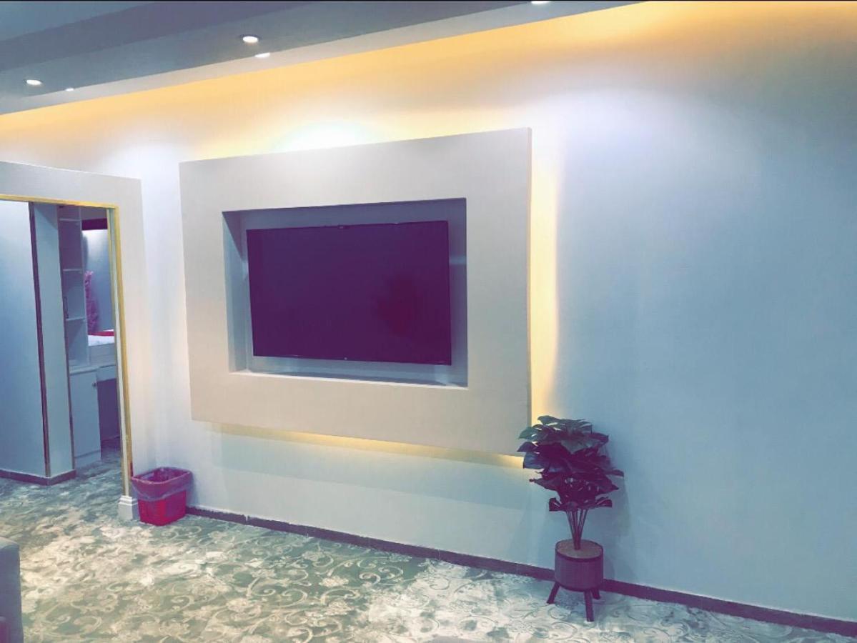فندق ادوماتو Adomato Hotel Dawmat al-Jandal Eksteriør bilde