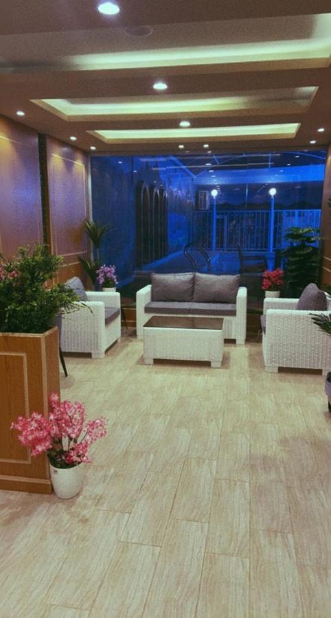 فندق ادوماتو Adomato Hotel Dawmat al-Jandal Eksteriør bilde