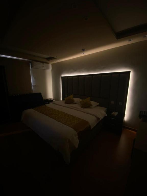 فندق ادوماتو Adomato Hotel Dawmat al-Jandal Eksteriør bilde