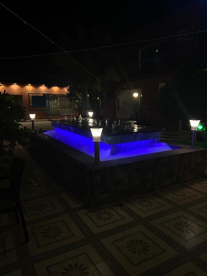 فندق ادوماتو Adomato Hotel Dawmat al-Jandal Eksteriør bilde