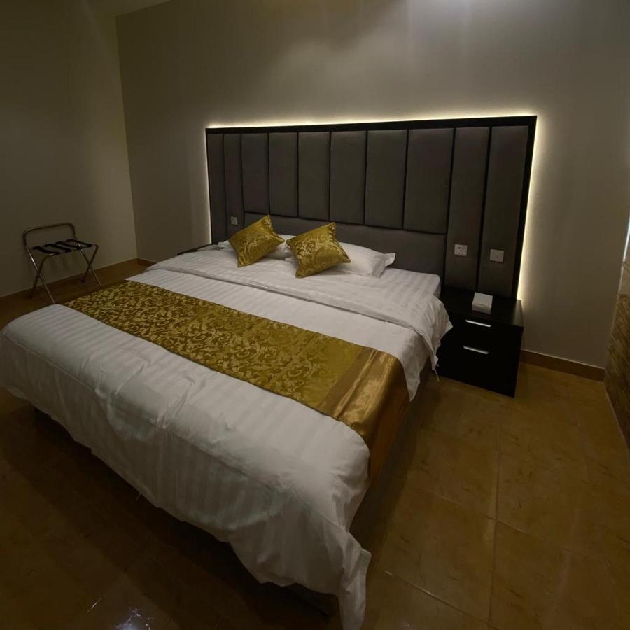 فندق ادوماتو Adomato Hotel Dawmat al-Jandal Eksteriør bilde