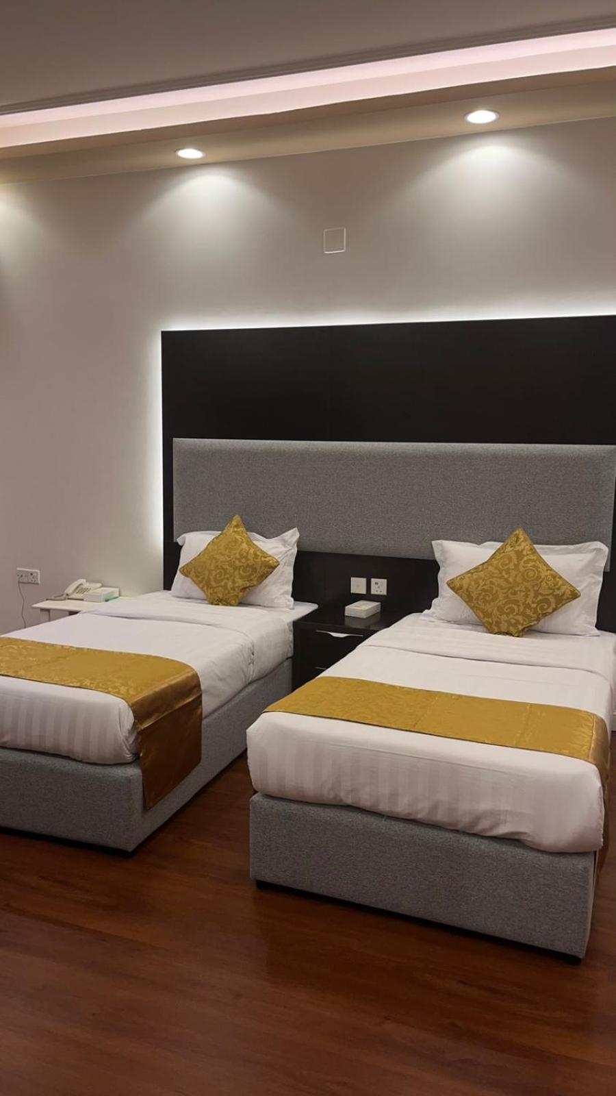 فندق ادوماتو Adomato Hotel Dawmat al-Jandal Eksteriør bilde